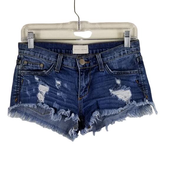 Giled Intent Whiskering Distressed Destroyed Frayed Hem Women's Shorts 25 - Picture 1 of 6